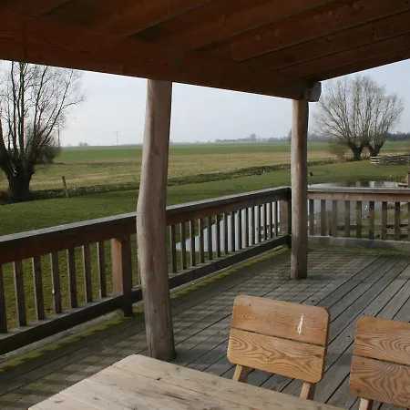 Horse Lake Ranch 1 - 3 *